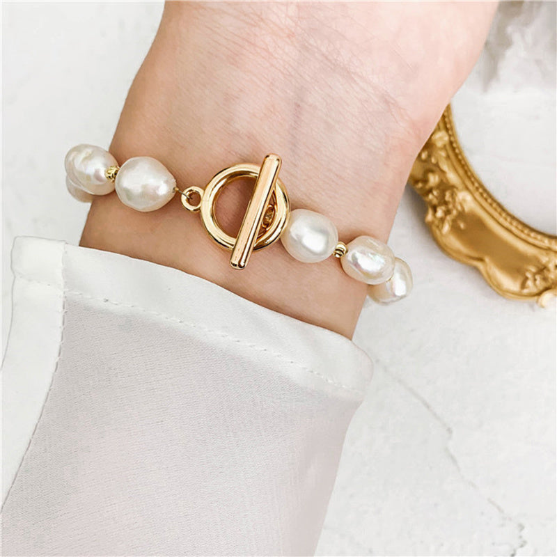 Round Gold Pearl Lock Bracelet - Niza Noir