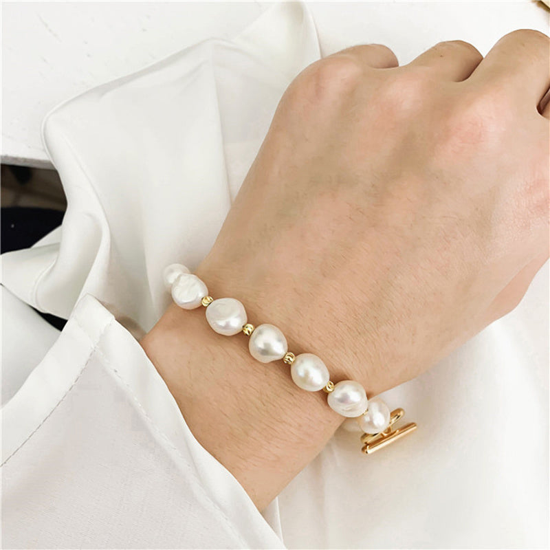 Round Gold Pearl Lock Bracelet - Niza Noir