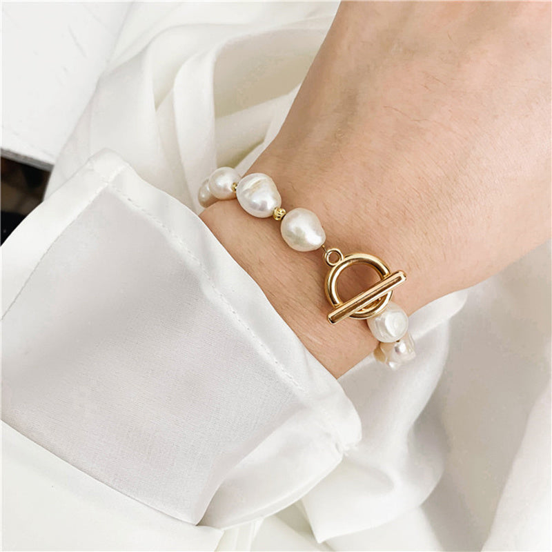 Round Gold Pearl Lock Bracelet - Niza Noir